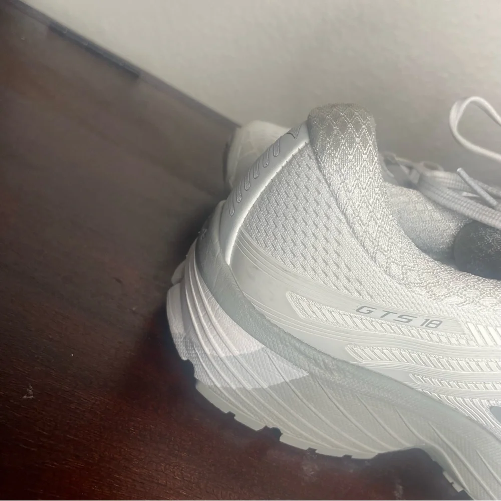 Brooks Adrenaline GTS 18 White Sneaker Size 9 - Picture 12 of 15